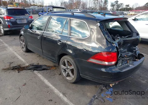 2014 Volkswagen Jetta Sportwagen 2.0L Tdi z USA, uszkodzony, nr VIN 3VWPL7AJ5EM621077